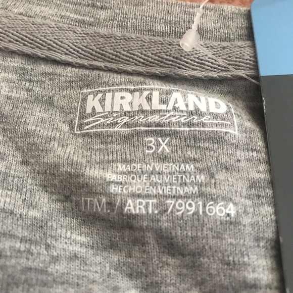 (2) brand new 100% cotton women’s top (no offer unless you bundle please) - Picture 2 of 12